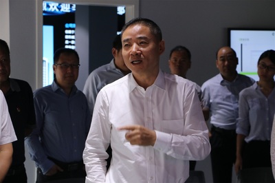 工信部副部長辛國斌一行蒞臨公司調(diào)研指導(dǎo)，推動工程與技術(shù)研究與試驗發(fā)展